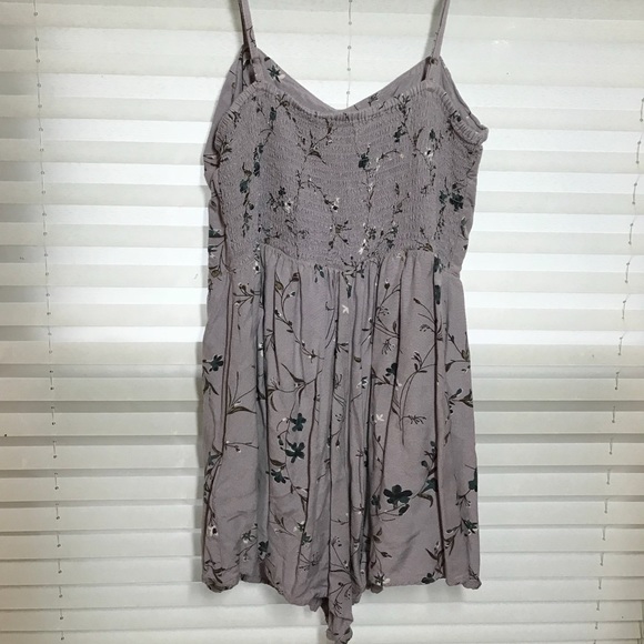 Purple, patterned romper - Picture 2 of 3